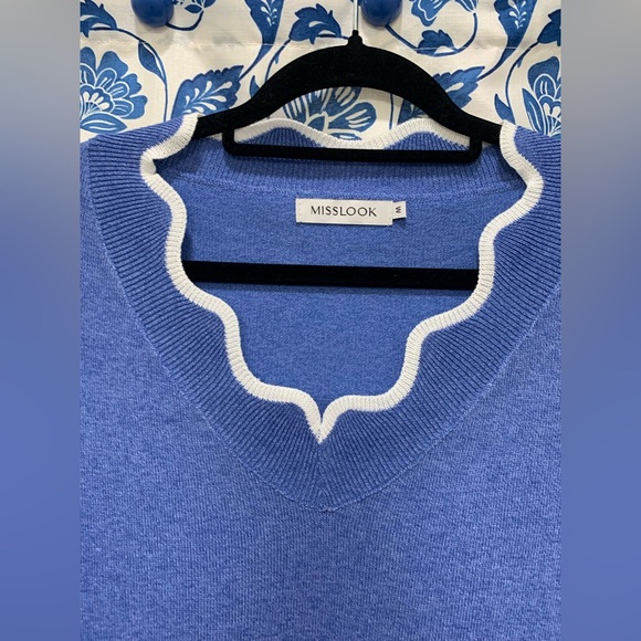 Misslook Marbled Blue Scalloped Neck Line & Hem Sweater Sz M NWOT - Picture 3 of 10